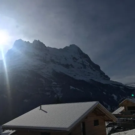 Mila グリンデルヴァルト