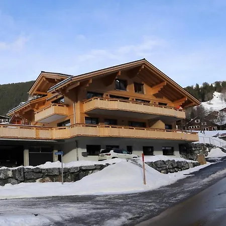 Mila * グリンデルヴァルト